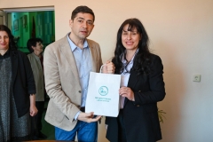 IMG-1c811b864ef6538026d078167586c281-V